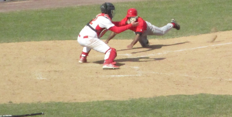 Baseball: Rutgers Newark and Montclair State&nbsp;Split