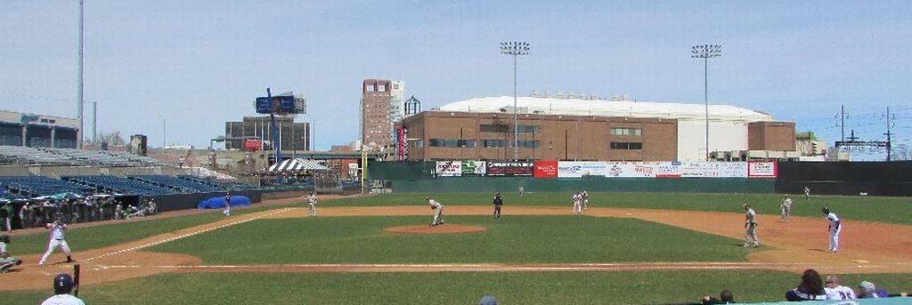 Baseball: LIU Post comes back, defeats UB&nbsp;11-4