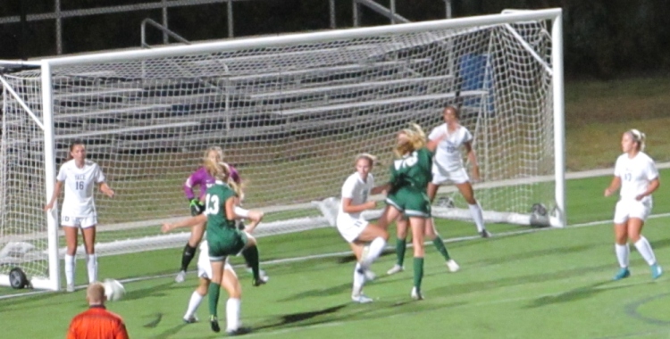 Soccer: Yale tops Dartmouth&nbsp;1-0