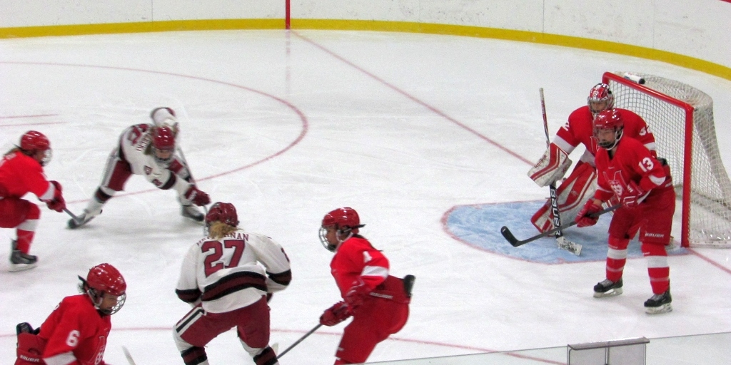 Hockey: Harvard tops McGill in Exhibition&nbsp;3-2