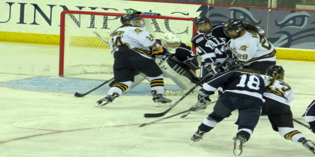 Hockey: Quinnipiac v.&nbsp;Yale