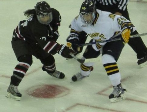 Hockey: Quinnipiac downs Brown&nbsp;5-1