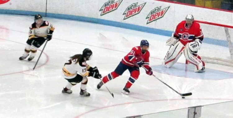 CWHL Hockey: Blades v.&nbsp;Canadiennes