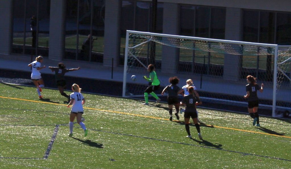 Brown Wins Close One At&nbsp;Yale